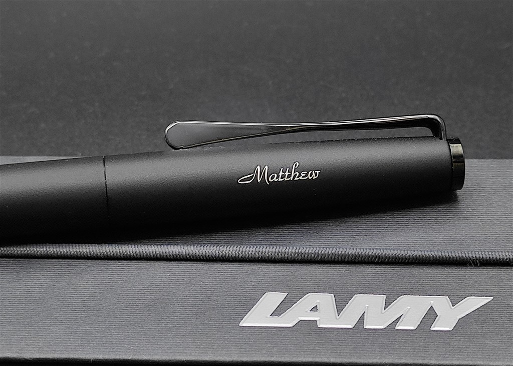 engraving_lmy_stulx_bp (2)