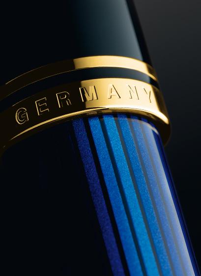 德國Pelikan Souveran系列600型珍貴賽璐珞藍色條紋配黑杆鍍24K黃金夾原子筆 (PLK-SUV600-BLU-GT-BP) - Image 2